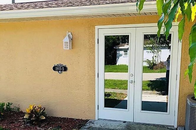 More Photos Of 1905 Oakley Ave, Fort Myers Apartments For Sale