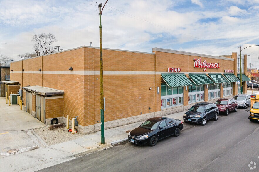 More Photos Of 2744 N California Ave, Chicago Drugstore For Sale