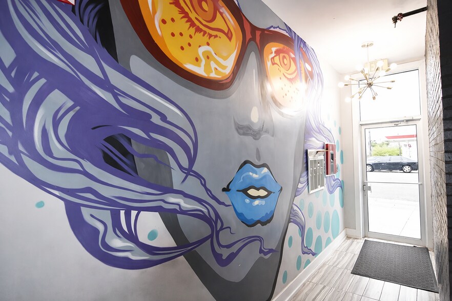 More Photos Of 826 N Broad St, Philadelphia Storefront Retail Residential For Sale