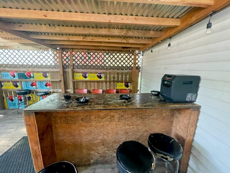 More Photos Of 1112 Madison St, South Roxana Restaurant For Sale