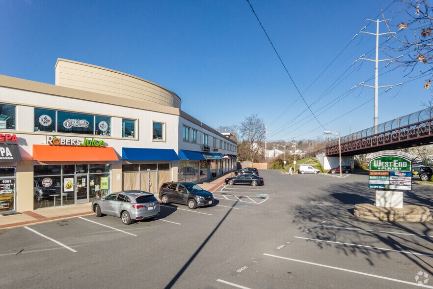 More Photos Of 1051-1083 W Broad St, Falls Church Unknown For Lease