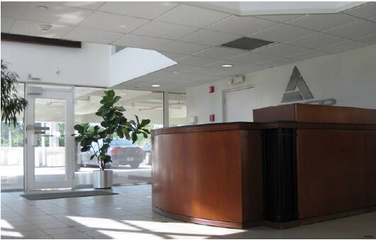More Photos Of 1400 NW 107th Ave, Miami Medical For Lease