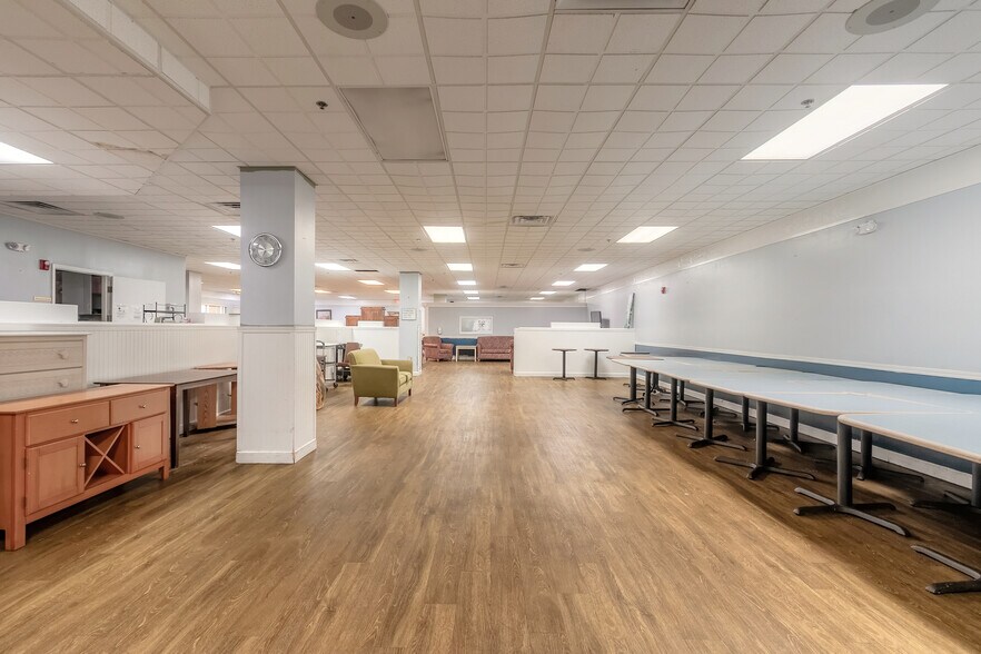 More Photos Of 1050 Ocean Shore Blvd, Ormond Beach Apartments For Sale