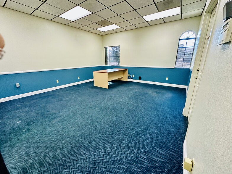 More Photos Of 370 W Grand Blvd, Corona Office For Lease