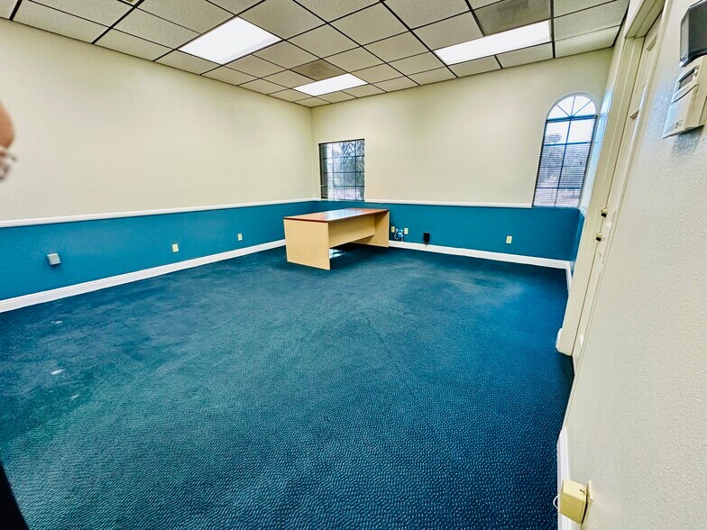 More Photos Of 370 W Grand Blvd, Corona Office For Lease