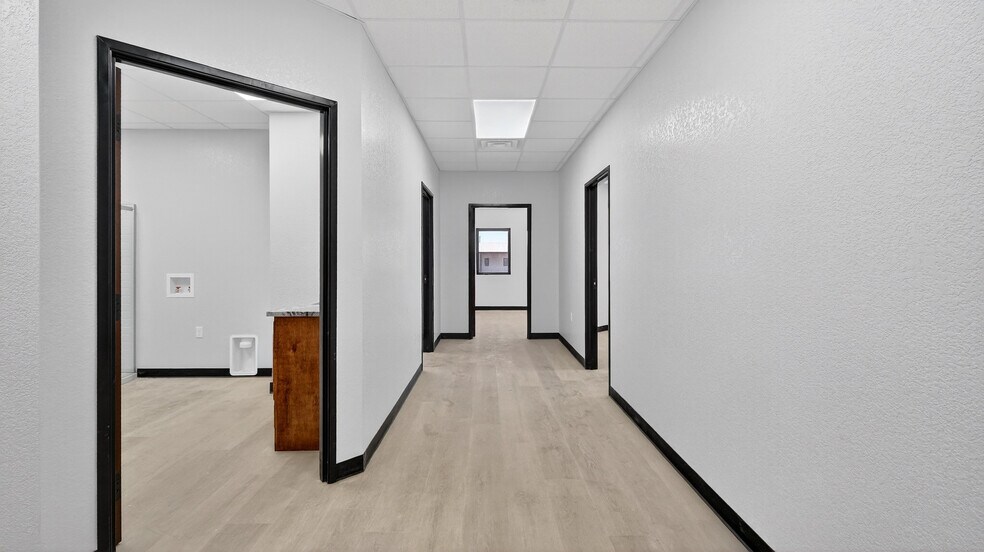 More Photos Of 16511 W Basin St, Odessa Industrial For Lease