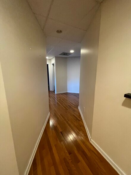 More Photos Of 344-350 Silas Deane Hwy, Wethersfield Medical For Lease