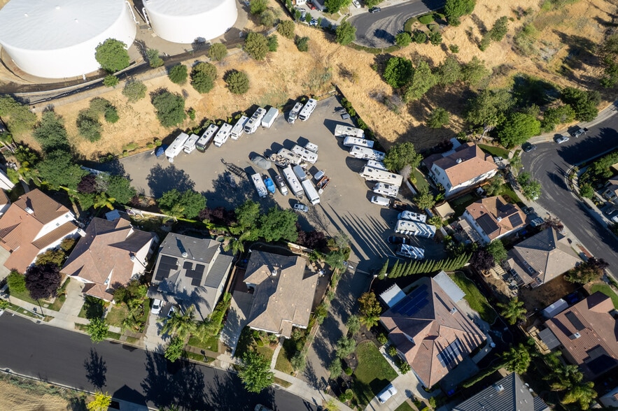 More Photos Of 701 Presidio dr, Brentwood Trailer Camper Park For Sale