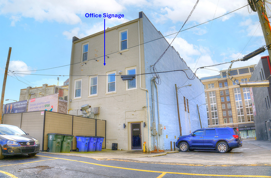 More Photos Of 135 W Main St, Lexington Restaurant For Lease