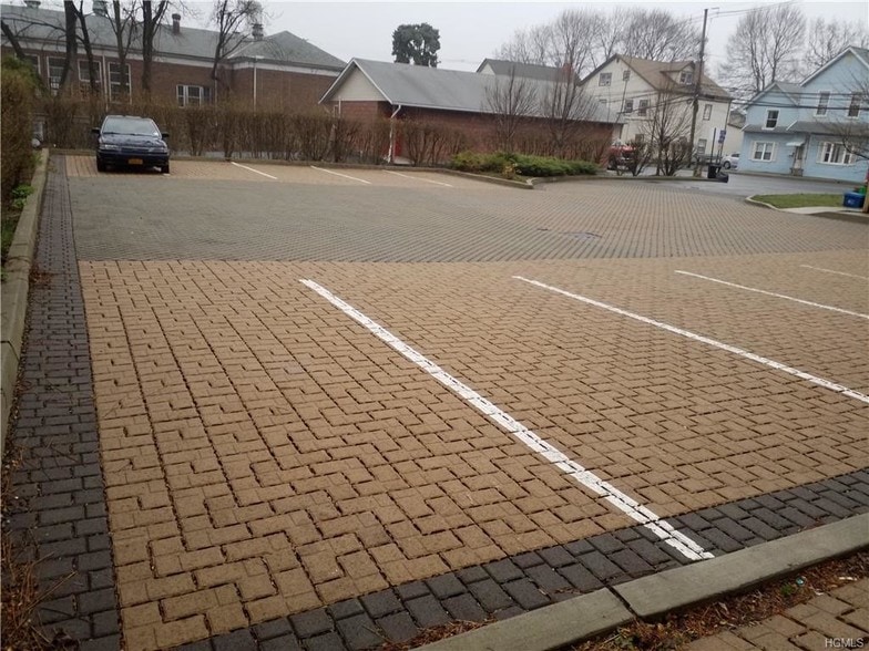 More Photos Of 2 N Route 9W, West Haverstraw Storefront Retail Office For Sale