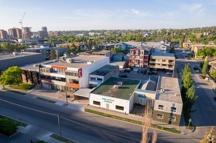 More Photos Of 1733 10th Ave SW, Calgary Storefront For Lease