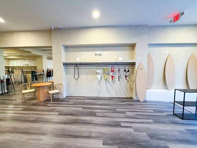 More Photos Of 1331 Washington Ave, Miami Beach Office For Sale