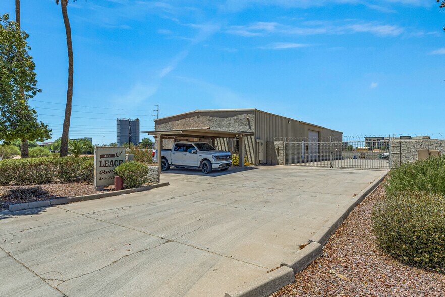 Primary Photo Of 400 E Frye Rd, Chandler Warehouse For Sale