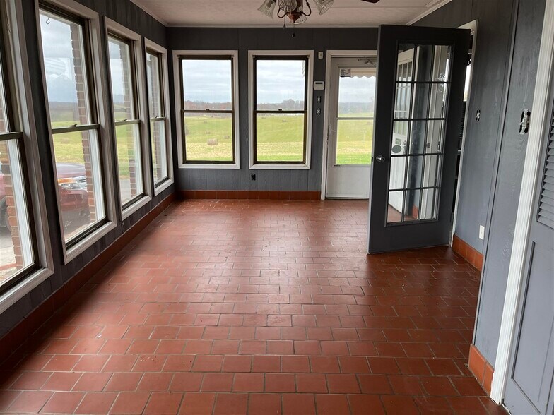 More Photos Of 1732 Old Gallatin Rd, Scottsville Land For Sale