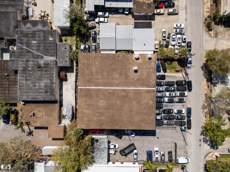 More Photos Of 700 Jackson Ave, Winter Park Manufacturing For Sale