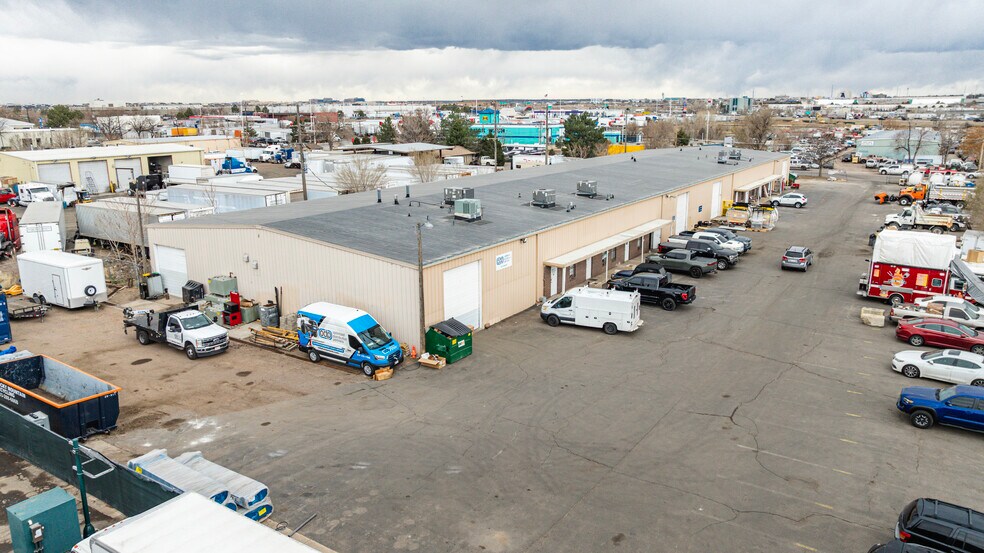 More Photos Of 7005-7011 E 53rd Pl, Commerce City Service For Lease