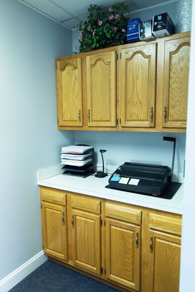More Photos Of 3707 W Market St, Greensboro Office For Sale