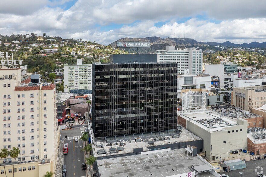 More Photos Of 6922 Hollywood Blvd, Los Angeles Office For Lease