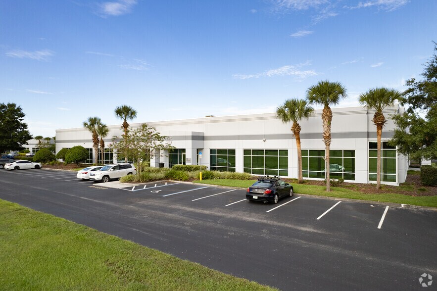 More Photos Of 3862 Quadrangle Blvd, Orlando Office For Lease