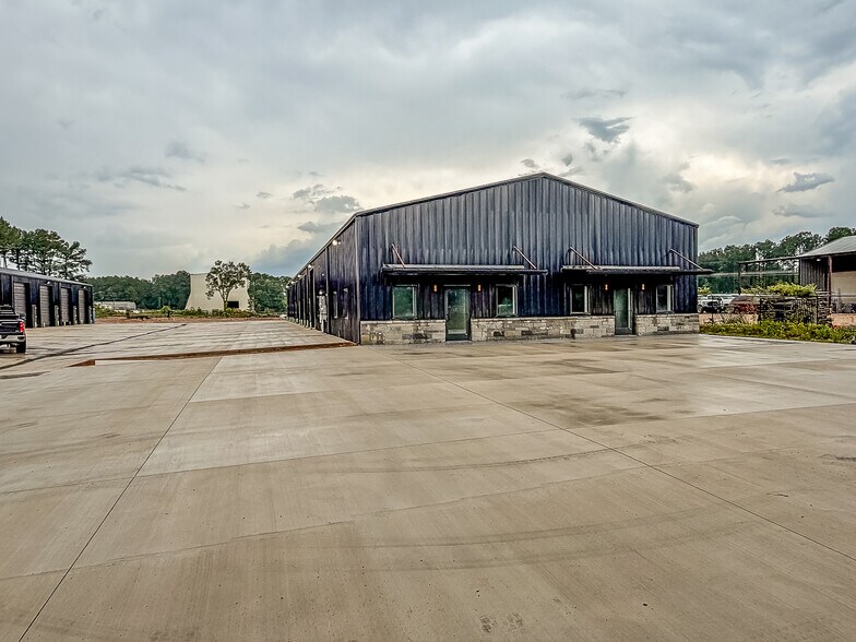 More Photos Of 1648 FM 450, Hallsville Office For Lease