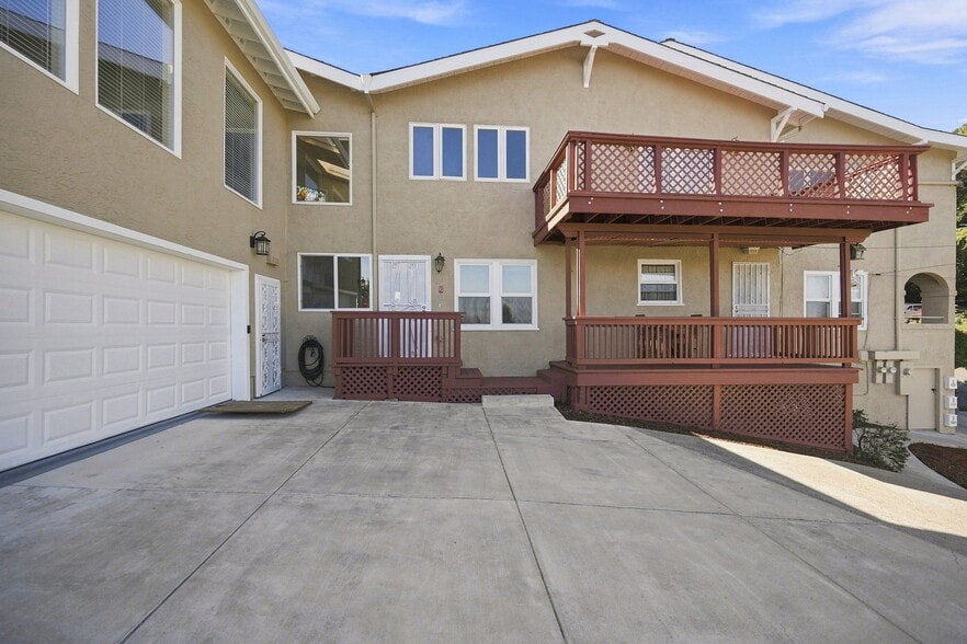 More Photos Of 1135 5th Ave, Crockett Apartments For Sale