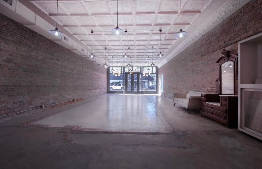 More Photos Of 130 N Arendell Ave, Zebulon Storefront Retail Office For Sale