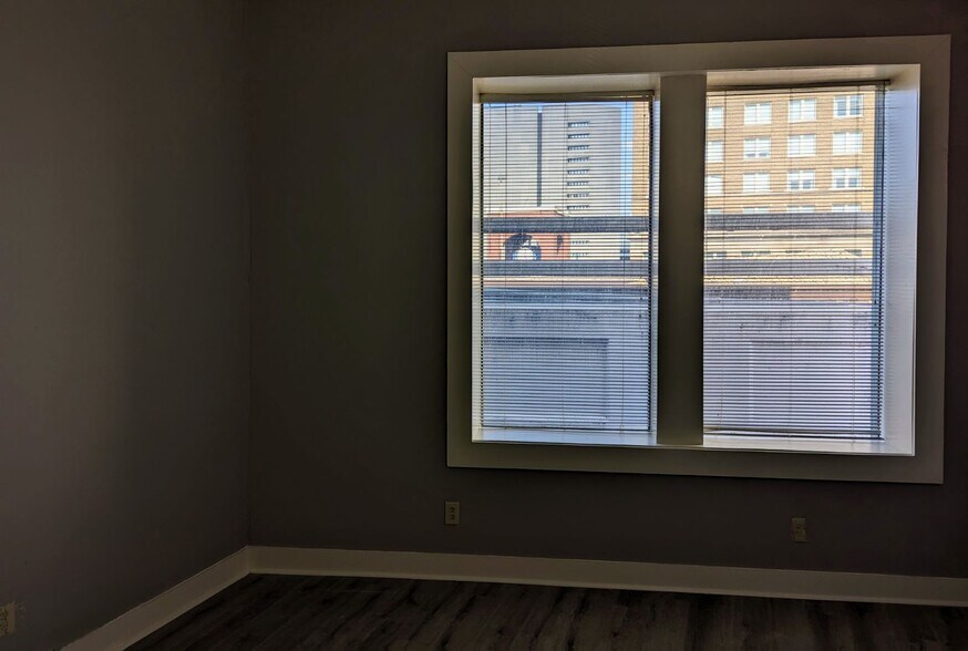 More Photos Of 301 W Capitol St, Jackson Office For Lease