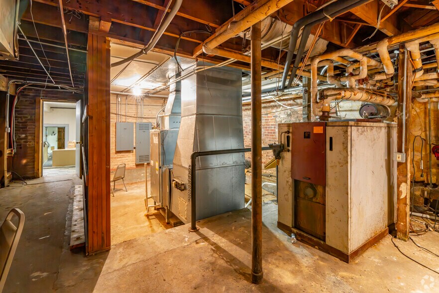 More Photos Of 131 S Main St, Mount Holly Loft Creative Space For Sale