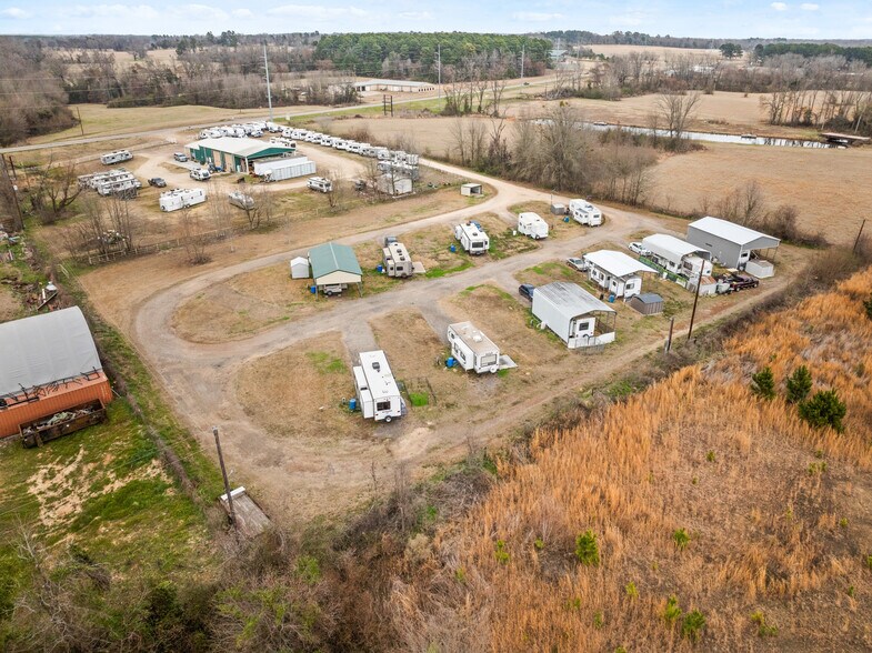 More Photos Of 1242 Loop 179, Pittsburg Specialty For Sale