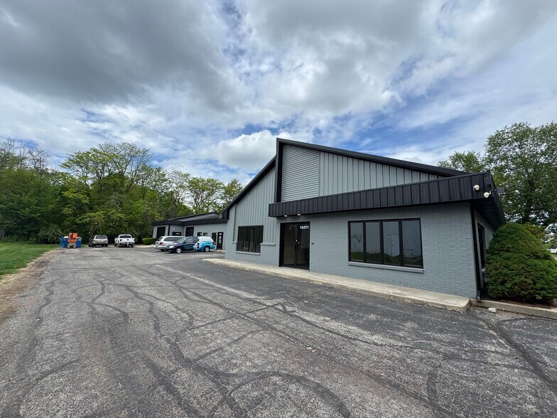 More Photos Of 15371 Stony Creek Way, Noblesville Light Distribution For Lease