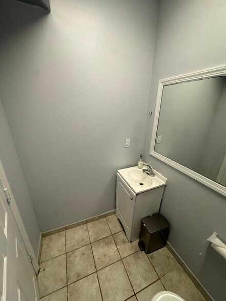 More Photos Of 5609-5613 Palisade Ave, West New York Storefront Retail Residential For Lease