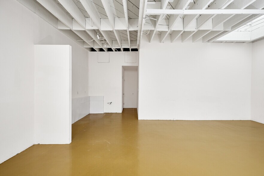 More Photos Of 1733-1737 Abbot Kinney Blvd, Venice Storefront Retail Office For Lease