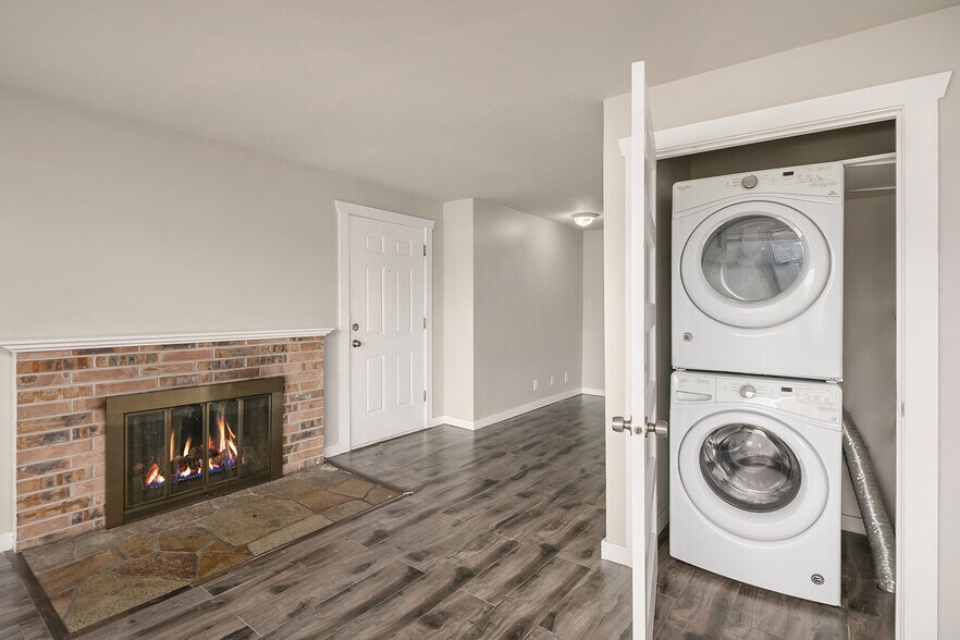 More Photos Of 855 W Nickerson St, Seattle Apartments For Sale