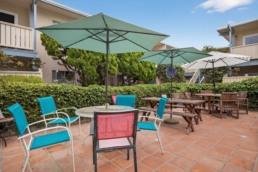 More Photos Of 180 Holly Ave, Carpinteria Apartments For Sale