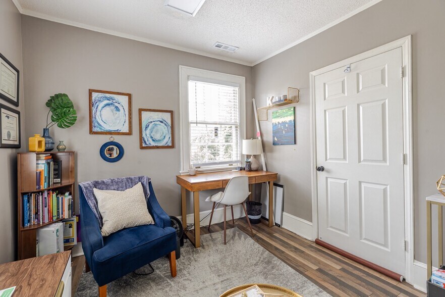 More Photos Of 2036 E 7th St, Charlotte Loft Creative Space For Sale