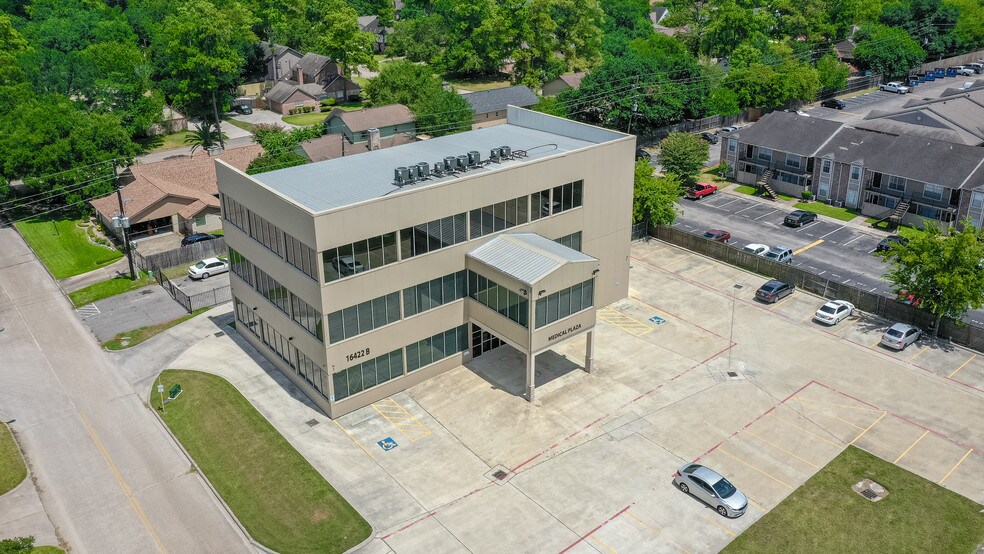 More Photos Of 16422 Stuebner Airline Rd, Spring Medical For Lease