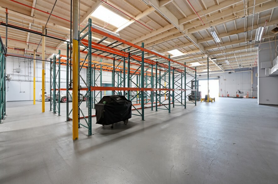 More Photos Of 225 W 30th, National City Manufacturing For Sale