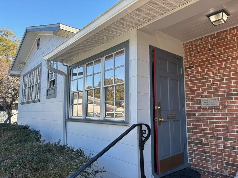 More Photos Of 2000 S Florida Ave, Lakeland Office For Lease