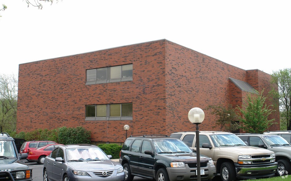 More Photos Of 8080 E Central Ave, Wichita Office For Lease