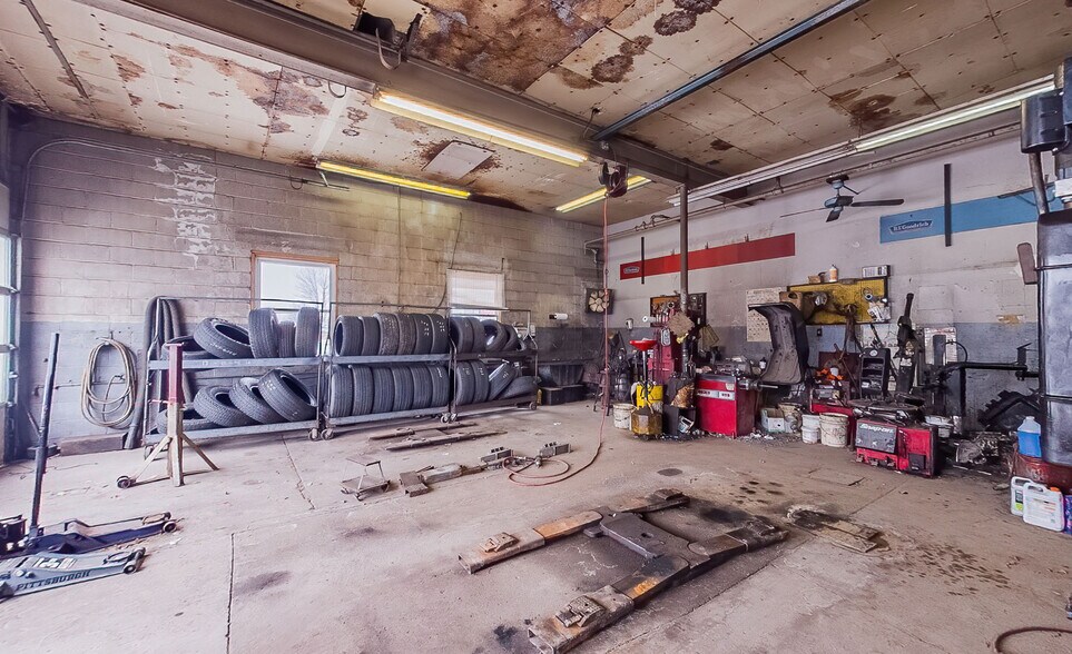 More Photos Of 765 Columbia Blvd, Bloomsburg Auto Repair For Sale