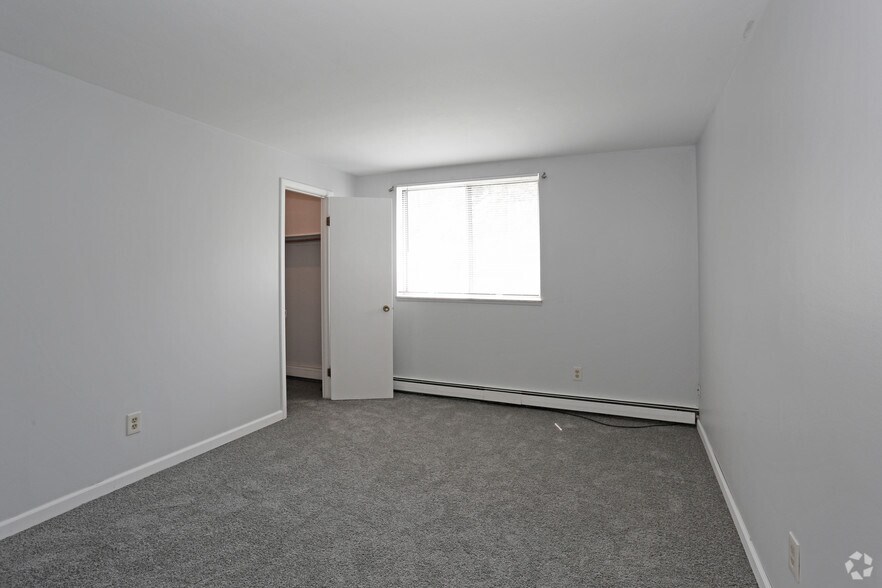 More Photos Of 25400 Euclid Ave, Euclid Apartments For Sale