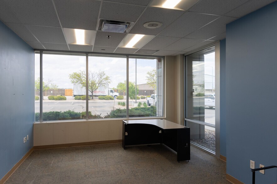 More Photos Of 6240 W 54th Ave, Arvada Research And Development For Lease