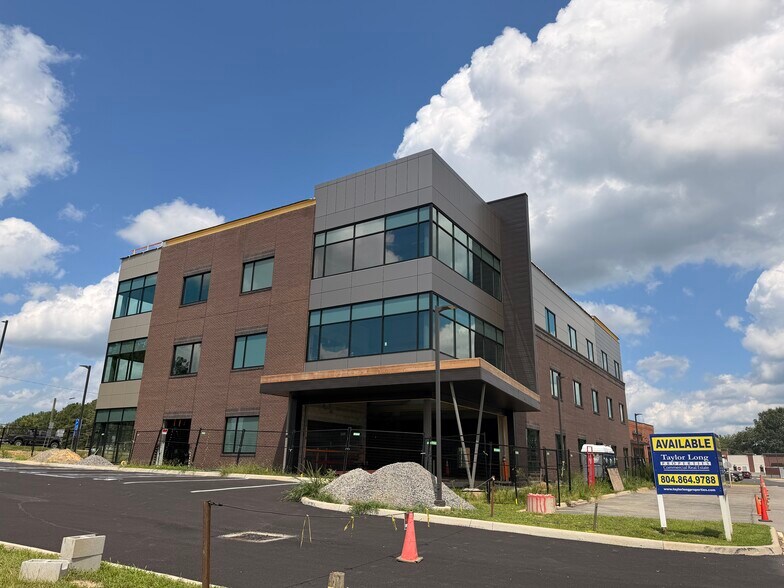 More Photos Of 15545 Cosby Rd, Chesterfield Medical For Lease
