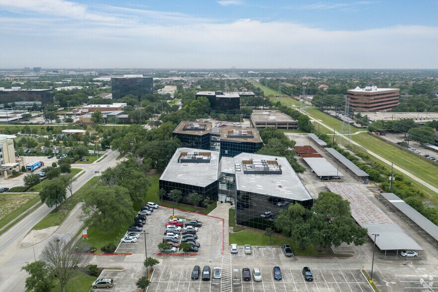 More Photos Of 3000 Wilcrest Dr, Houston Unknown For Lease