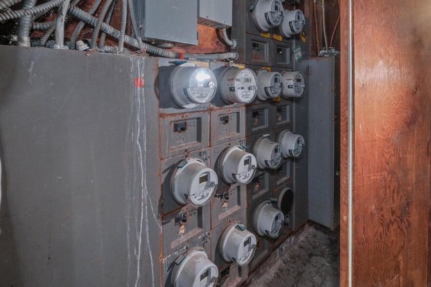 More Photos Of , Baltimore Multifamily For Sale