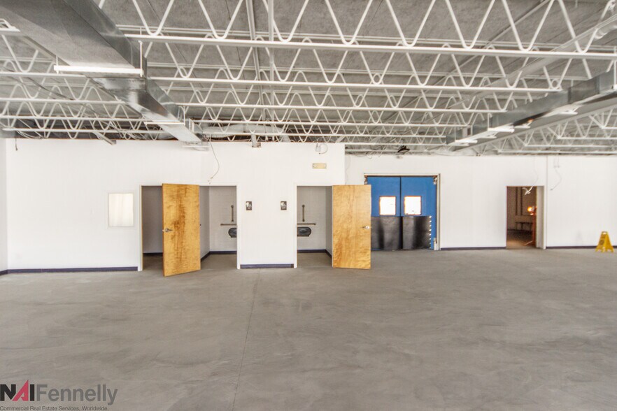 More Photos Of 18 Arctic Pky, Ewing Storefront For Lease