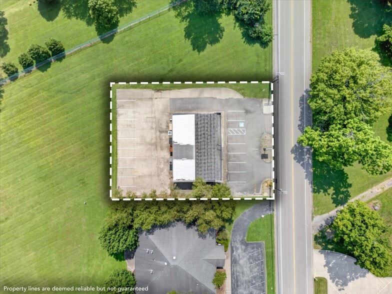 More Photos Of 2143a-2145 Old Ashland City Rd, Clarksville Freestanding For Lease