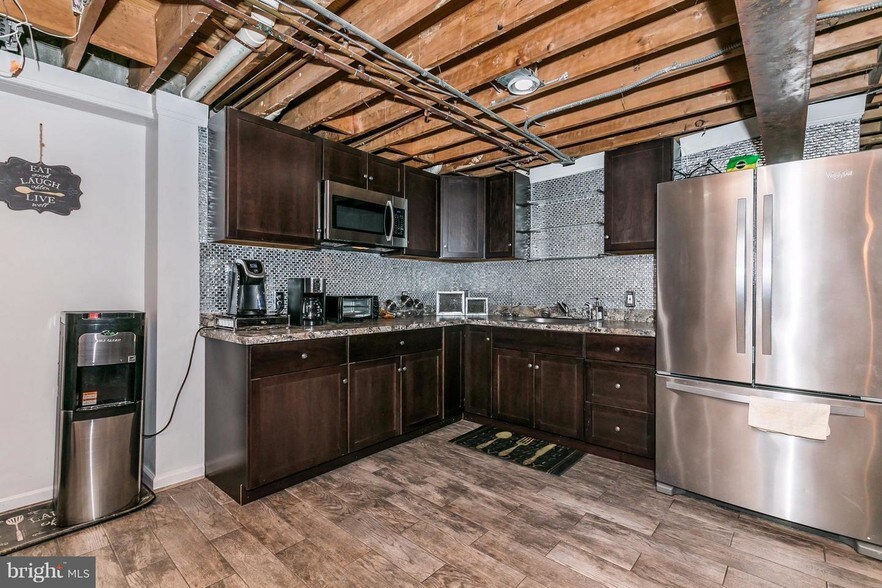 More Photos Of 4 N Exeter St, Baltimore Loft Creative Space For Lease