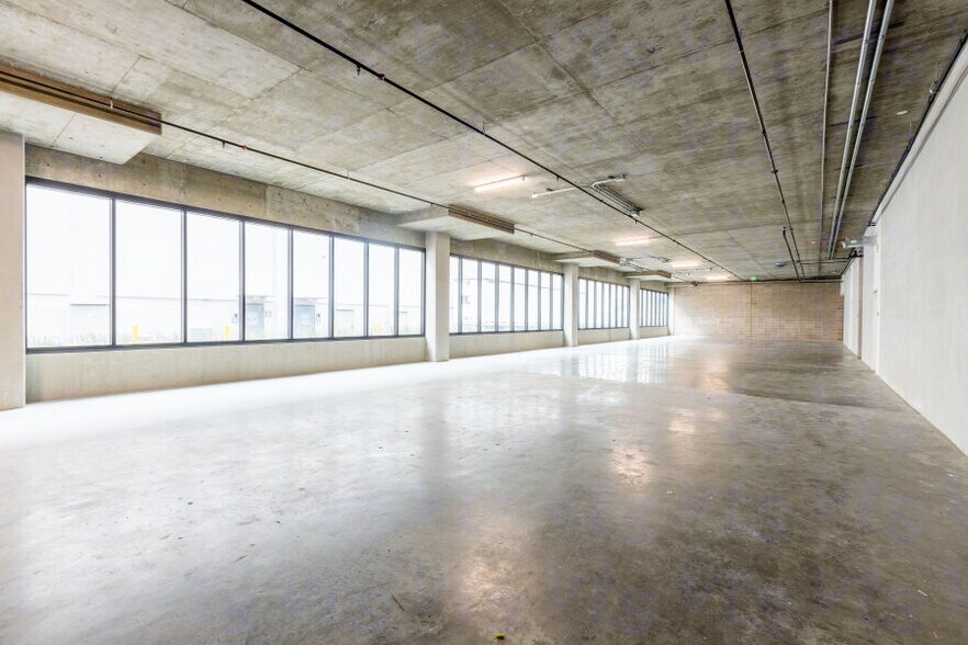 More Photos Of 1041 N Formosa Ave, West Hollywood Loft Creative Space For Lease