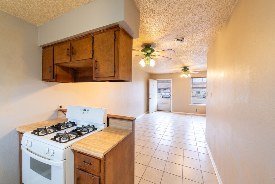 More Photos Of 100 Colvin St, Mount Vernon Apartments For Sale